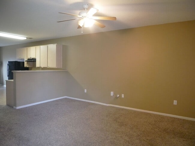 Building Photo - 119 Pine Meadows Cir