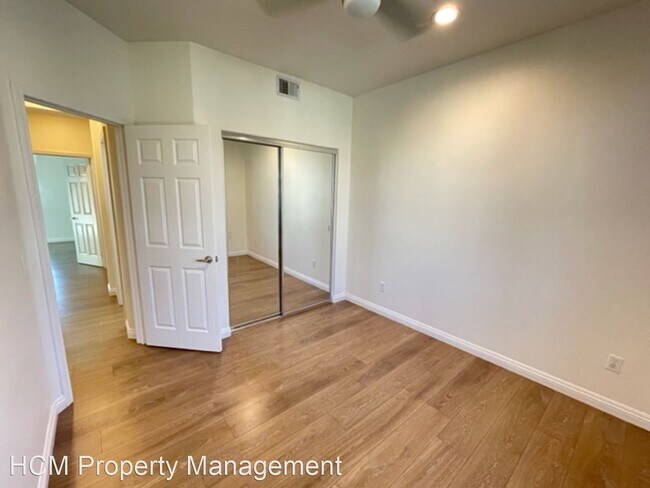 Building Photo - 3 br, 2.5 bath House - 7 Bonsall