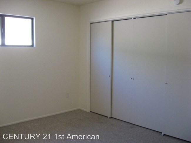 Building Photo - 200 W George Truit St