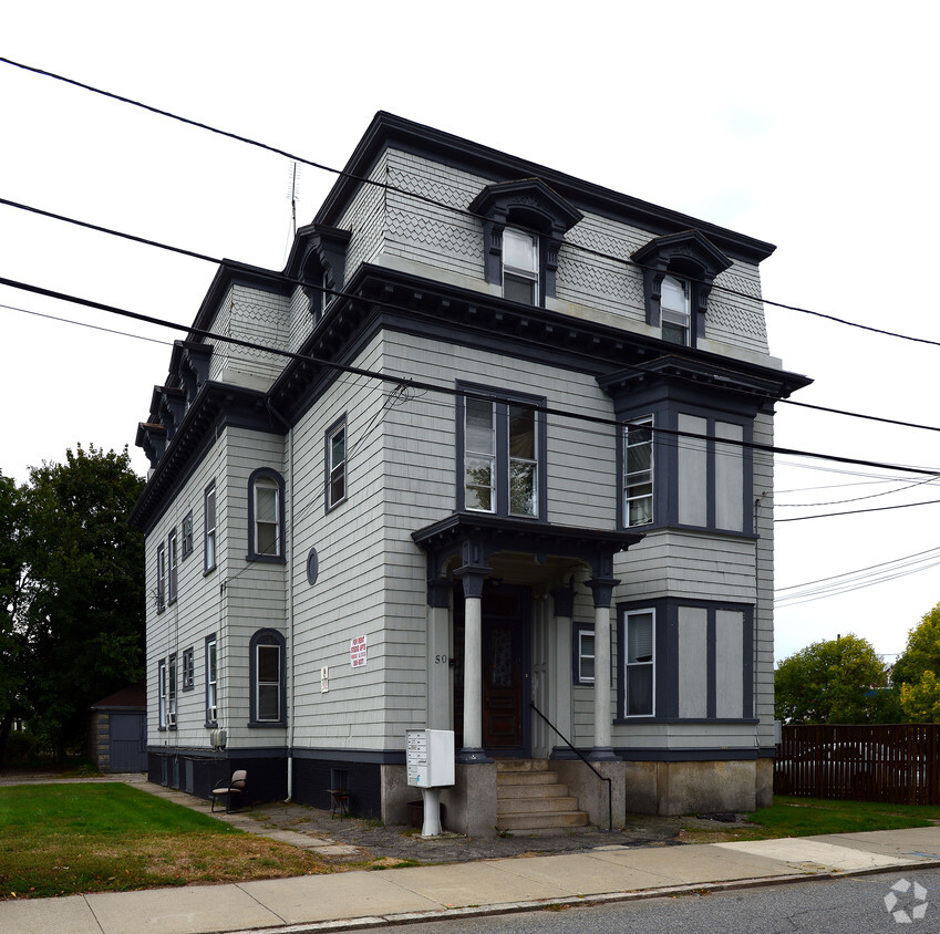 Primary Photo - 50 Common St
