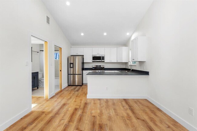 Foto del edificio - 807 Keasbey St