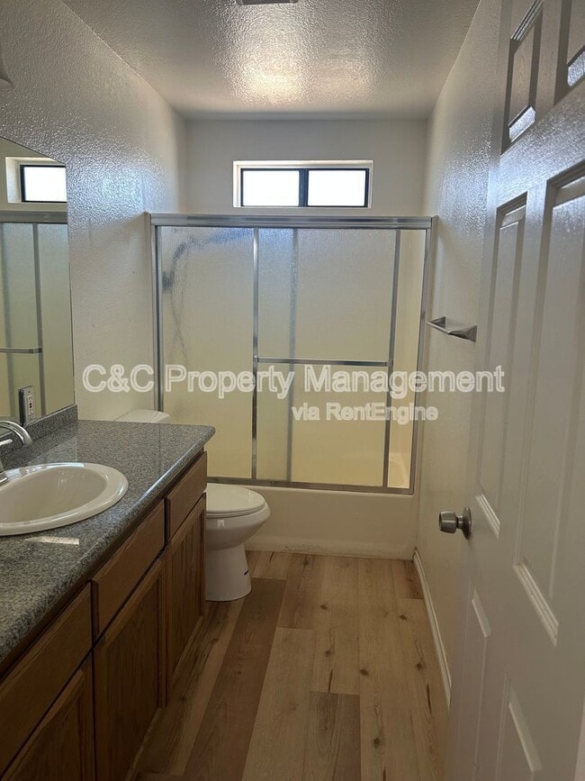 Foto del edificio - 22394 Lone Eagle Rd