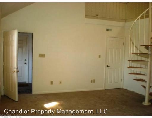 Building Photo - 1512 Colonial Ave
