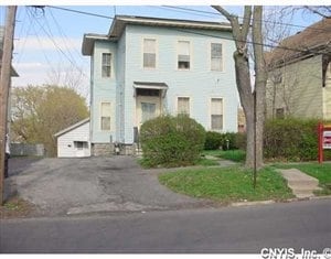 Building Photo - 402 Highland St