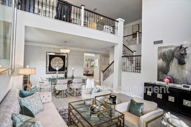Foto del edificio - 25732 Hood Way