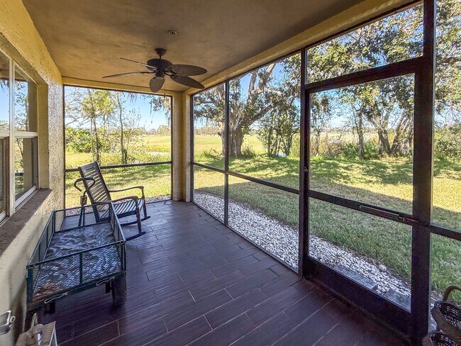 Foto del edificio - 2BR | 2Bath Central Sarasota Townhouse