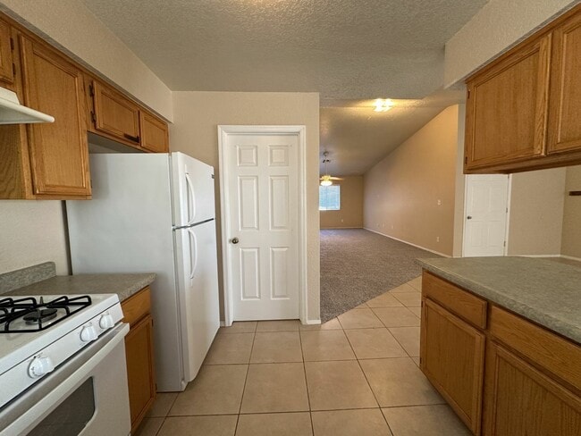 Building Photo - 11387 E 26th St