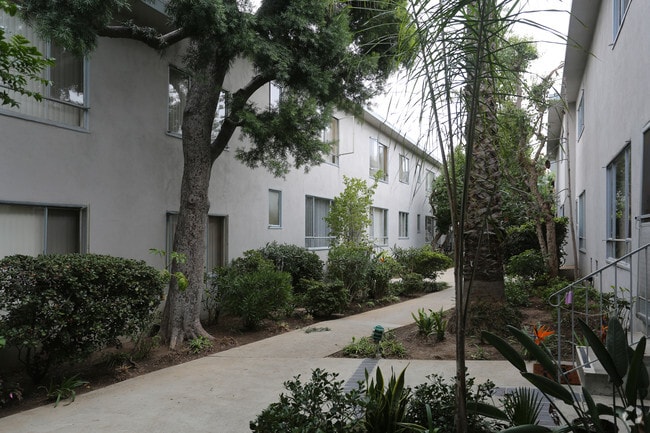 Building Photo - Chenault Hills Apartments