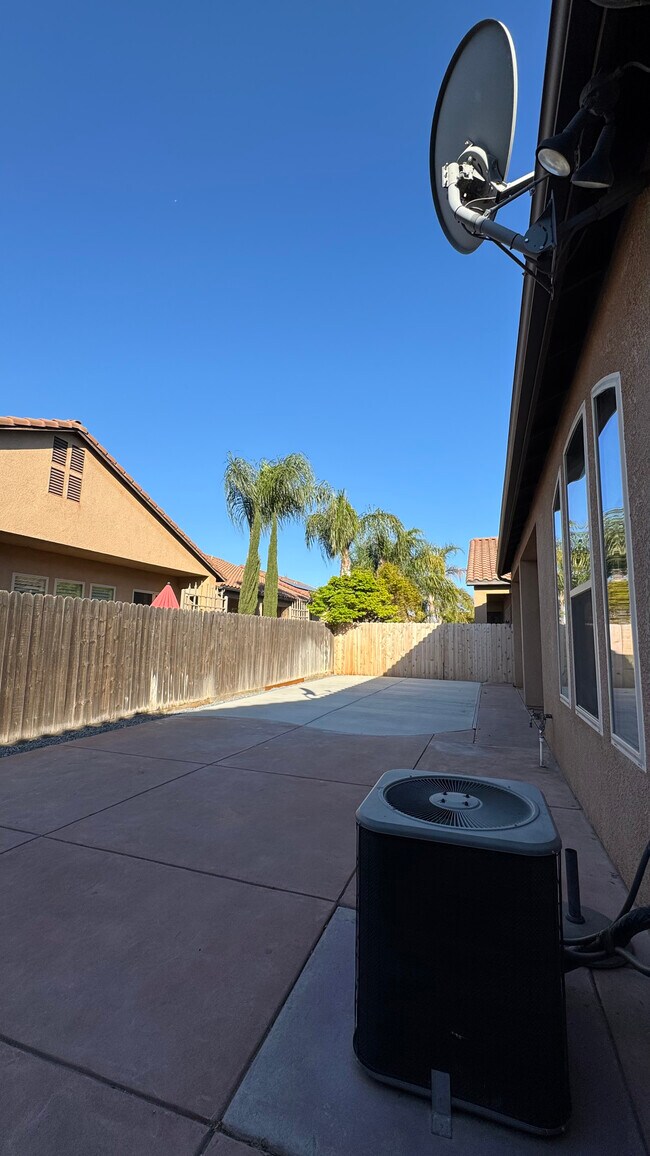 Foto del edificio - 5959 E Via Casella Dr