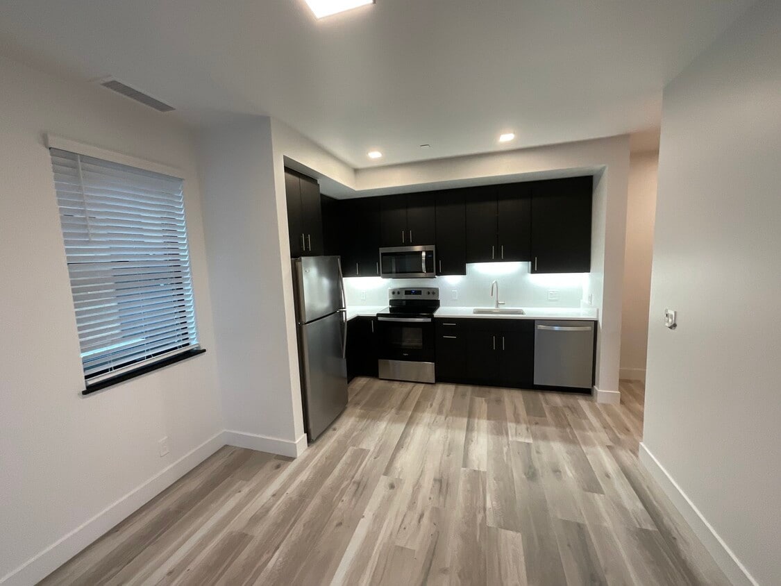 2051 Cross St Unit 205, Carbondale, CO 81623 Condo for Rent in