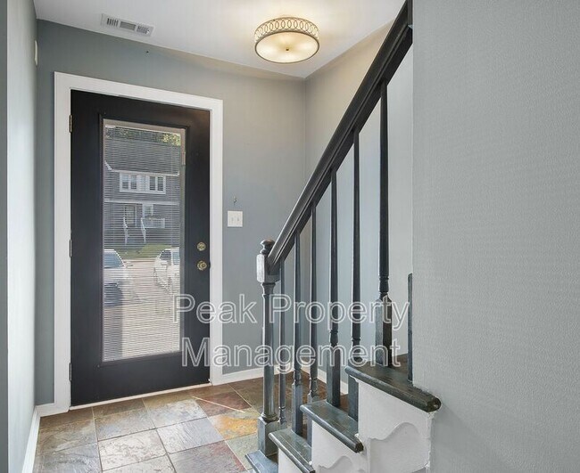 Foto del edificio - 14604 Back Bay Ct