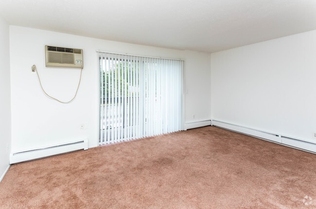 1HAB, 1BA - 600 ft² - The Reserve at Warren