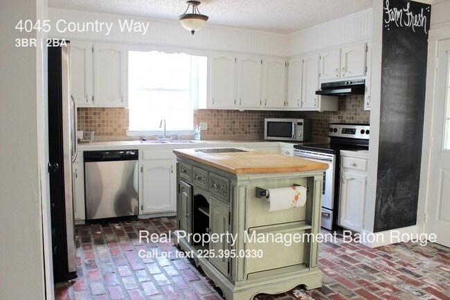 Building Photo - 4045 Country Way Dr