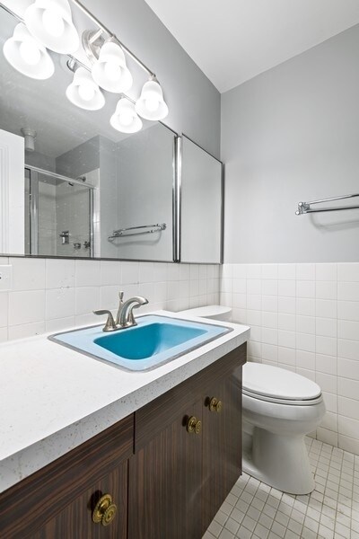 Building Photo - 4250 N Marine Dr