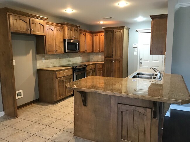 Foto del edificio - 2114 Richland Park Dr