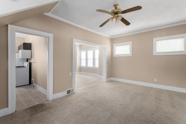 Building Photo - 742 S 23rd St