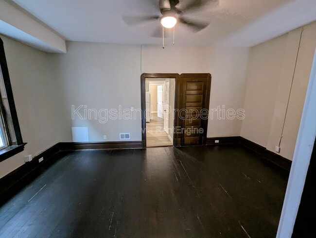 Building Photo - 4574 Evans Ave