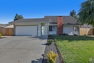 Building Photo - 2916 Biddleford Dr
