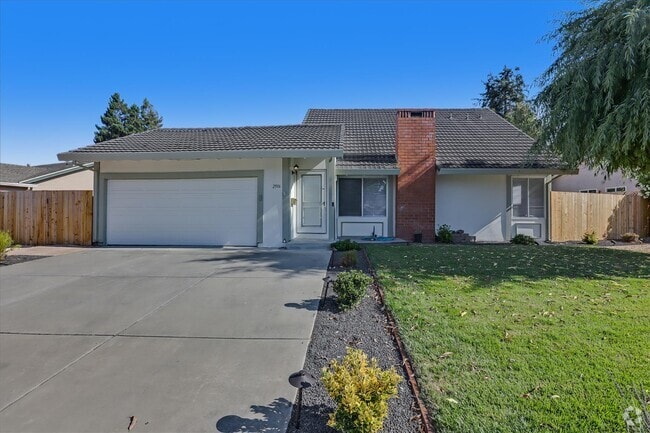 Building Photo - 2916 Biddleford Dr