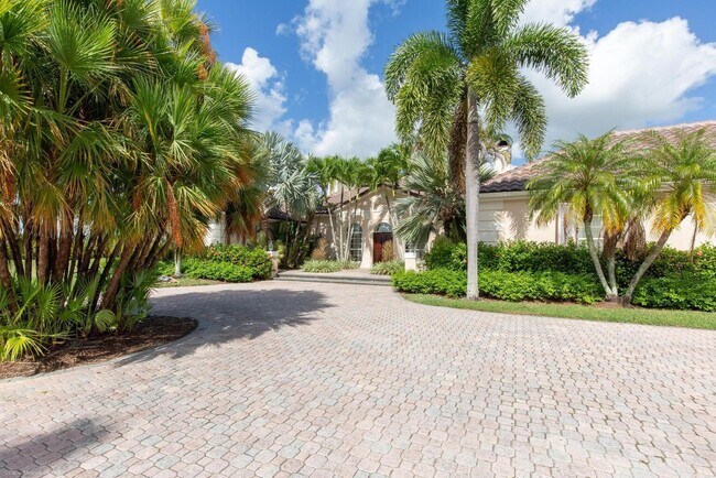 Foto del edificio - 15725 Estancia Ln