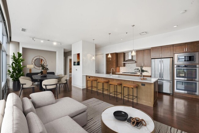 One University Circle - One University Circle Apartments