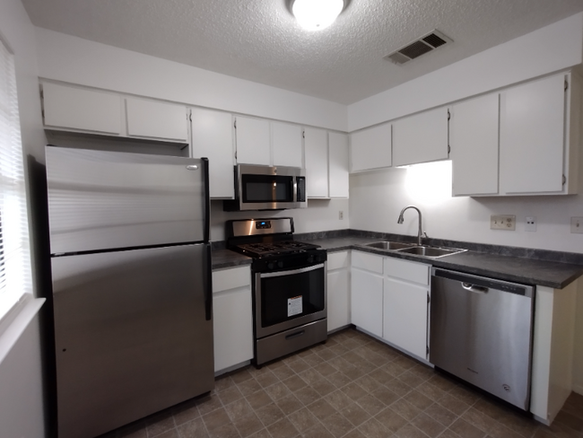 Foto del edificio - 1620 W Braker Ln