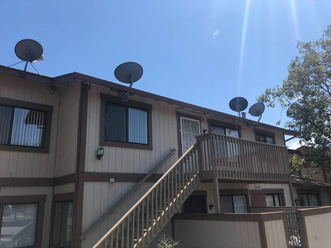 Foto principal - 165 Aurora Plaza, Union City, CA 94587