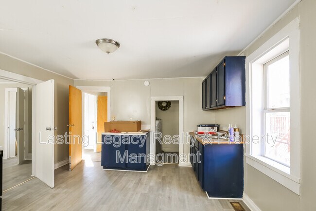 Foto del edificio - 438 24th St NW