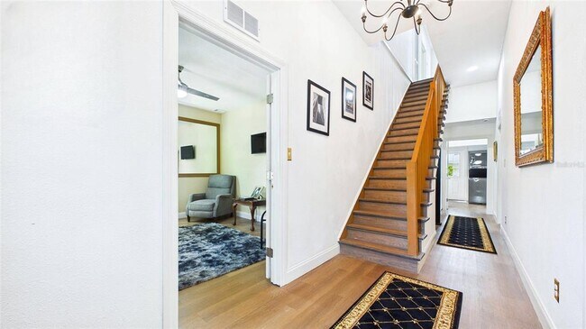 Building Photo - 2610 W Cypress St
