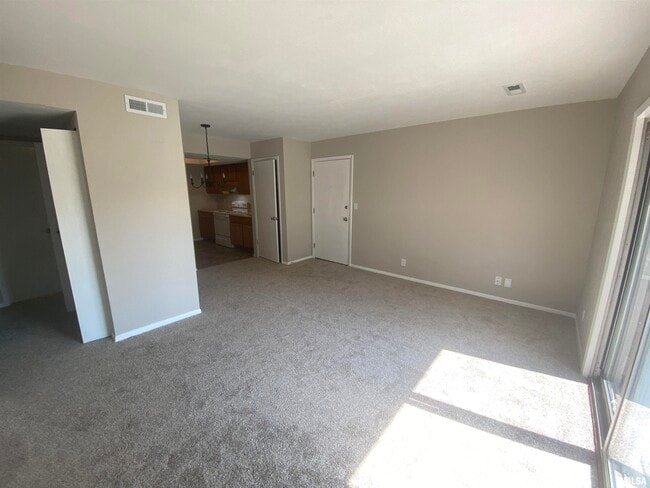 Building Photo - 609 Parr Hue Ln