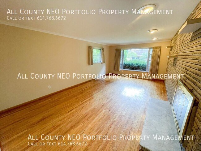 Building Photo - Spacious 3-Bedroom Home in Upper Arlington...