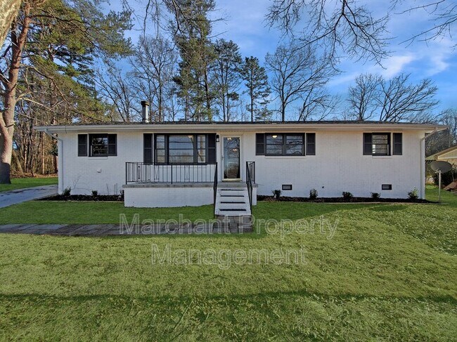 Photo - 27 Shamrock Cir House