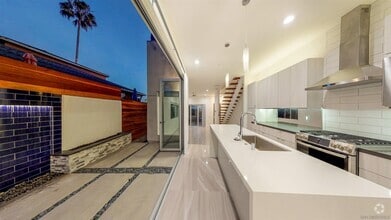 Building Photo - 162 Imperial Beach Blvd