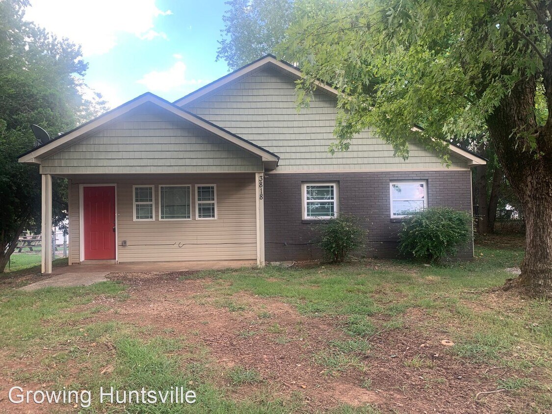 Primary Photo - 4 br, 2 bath House - 3818 Crane Drive NE