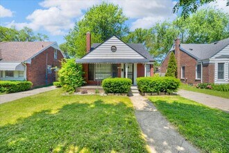 Building Photo - 11577 Somerset Ave