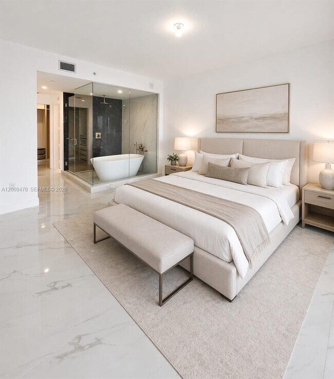 Foto del edificio - 700 NE 24th St