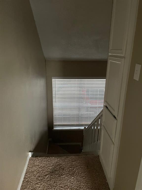 Foto del edificio - 2405 Northlake Ct
