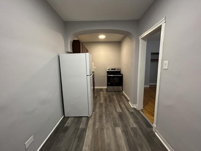 Building Photo - 1 bedroom in Chicago IL 60626