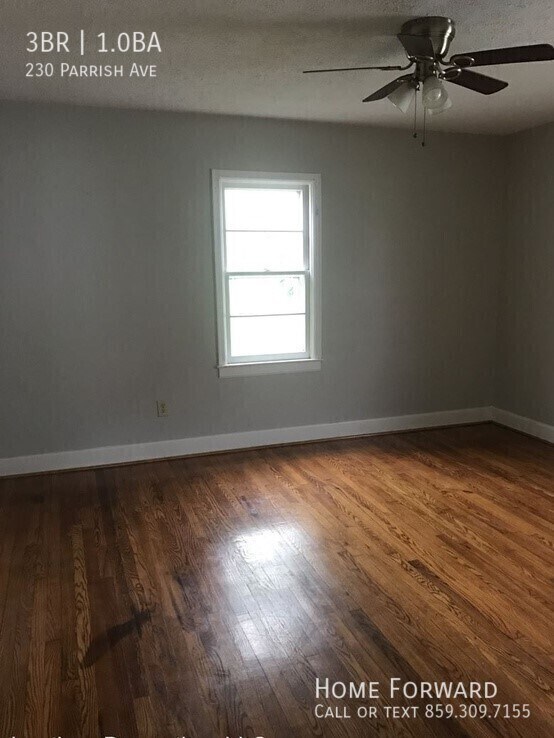 Foto del edificio - 230 Parrish Ave