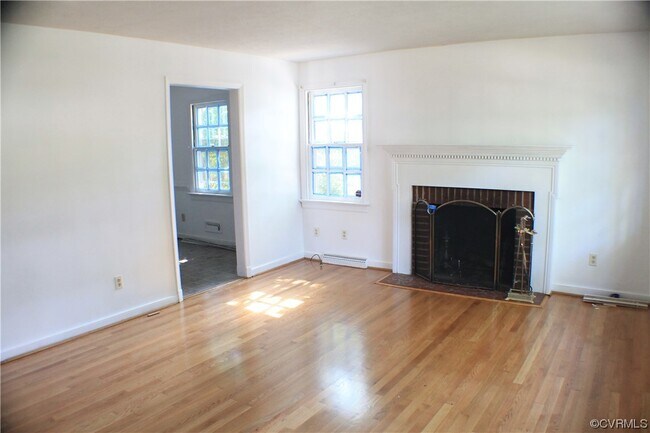 Building Photo - 7513 Schaaf Dr
