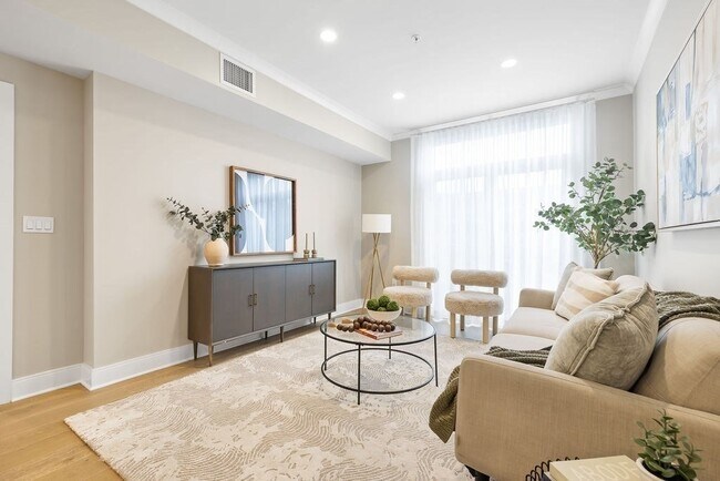 Foto del edificio - 353 Summer St