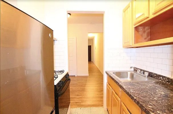 Building Photo - 183 4th Ave