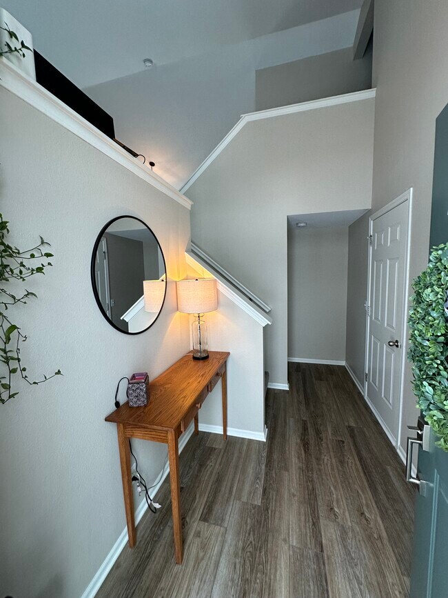 Foto del edificio - 10856 Hanover St