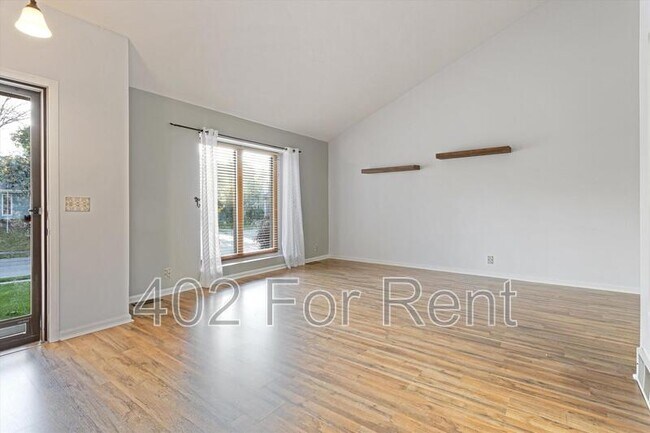 Building Photo - 5120 S 162nd Ave