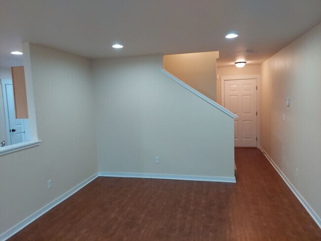 Foto del edificio - 2200 Greenview Cir