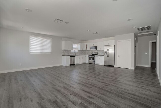 Foto del edificio - 3915 Brighton Ave