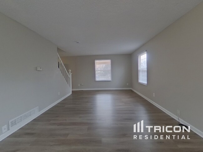 Building Photo - 10560 W 104th Pl