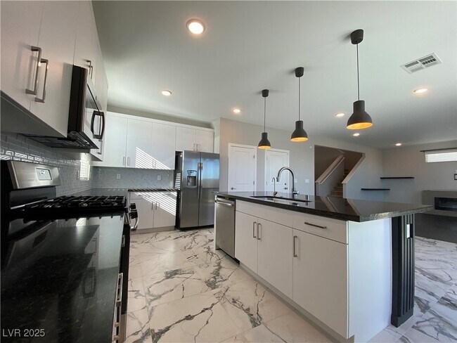 Foto del edificio - 6804 Boulder Canyon St