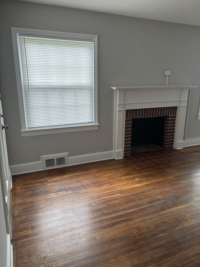 Building Photo - 2315 Bethabara Haven Dr