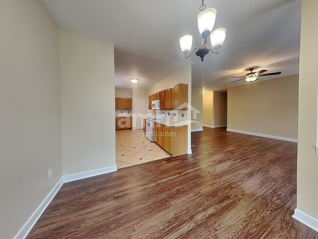 Building Photo - 19307 Sandbar Dr